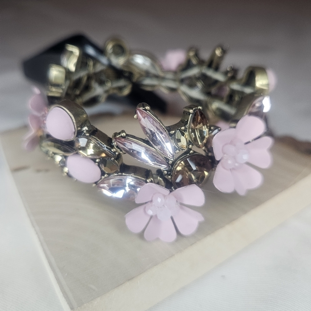 NWT Simply Vera Vera Wang Pink Flower Rhinestone Stretch Bracelet Bras Boho